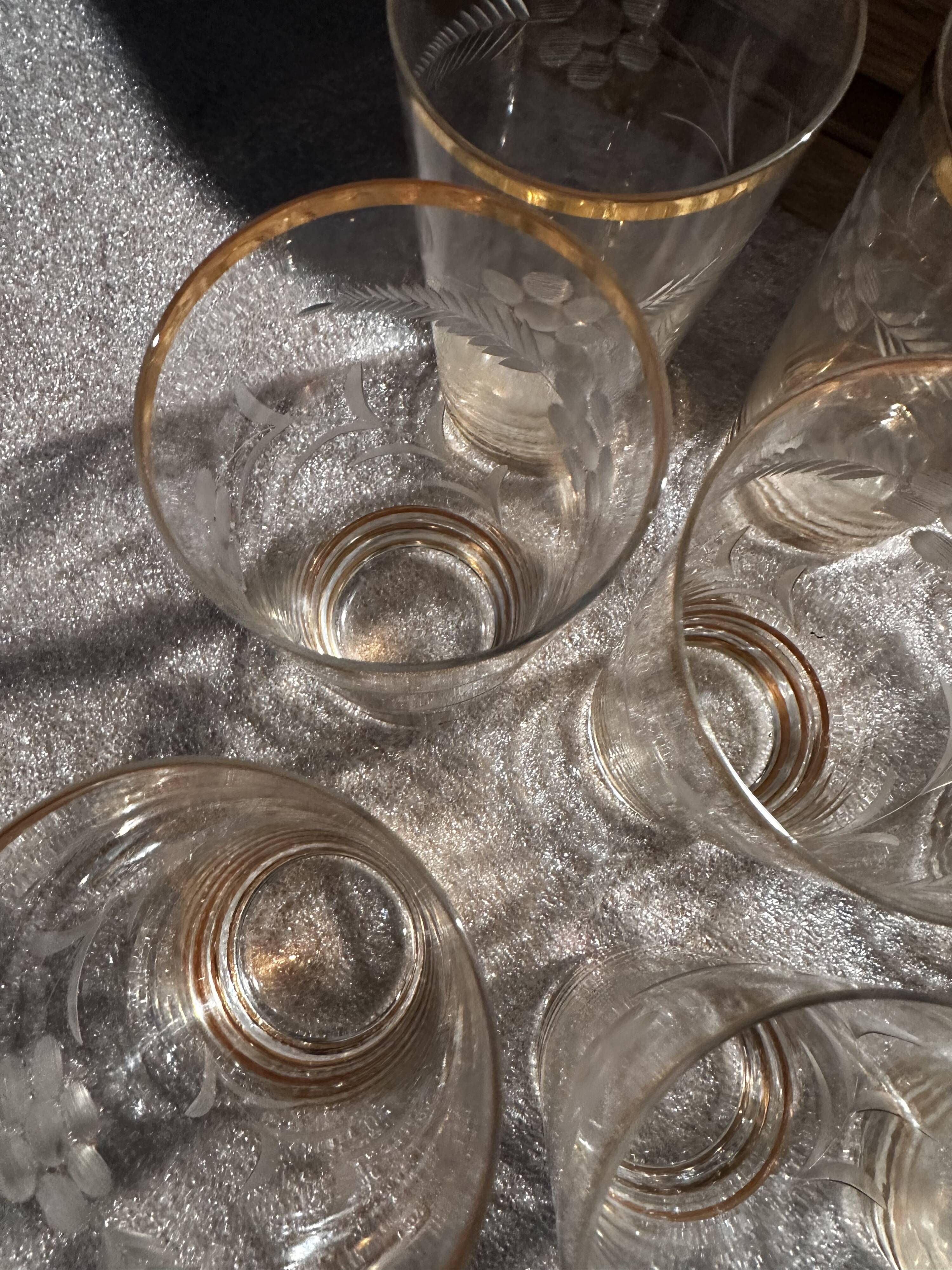 9 art-deco glasses in engraved crystal with gold trim
