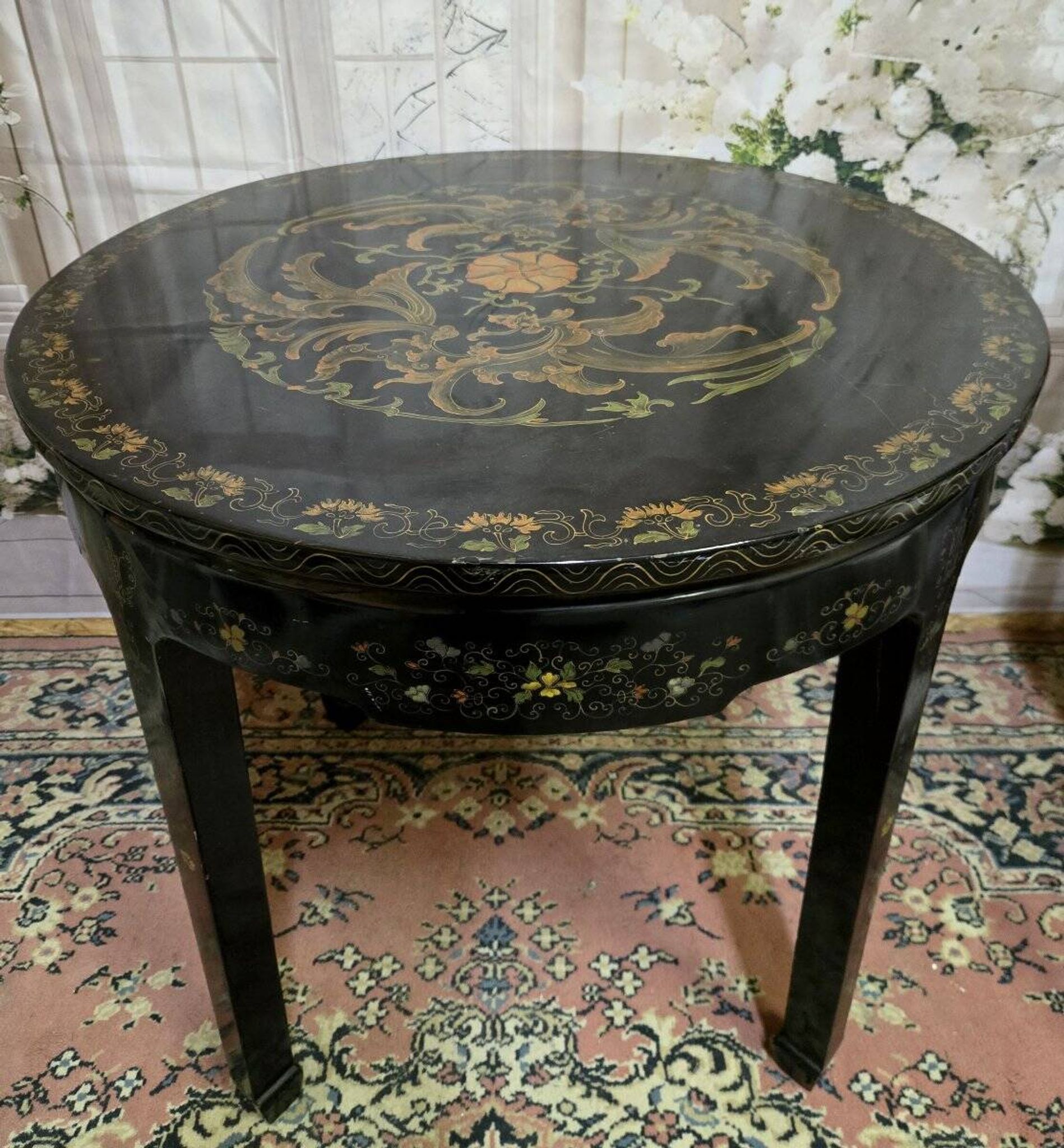 Asie XXeme : table d'appoint en laque