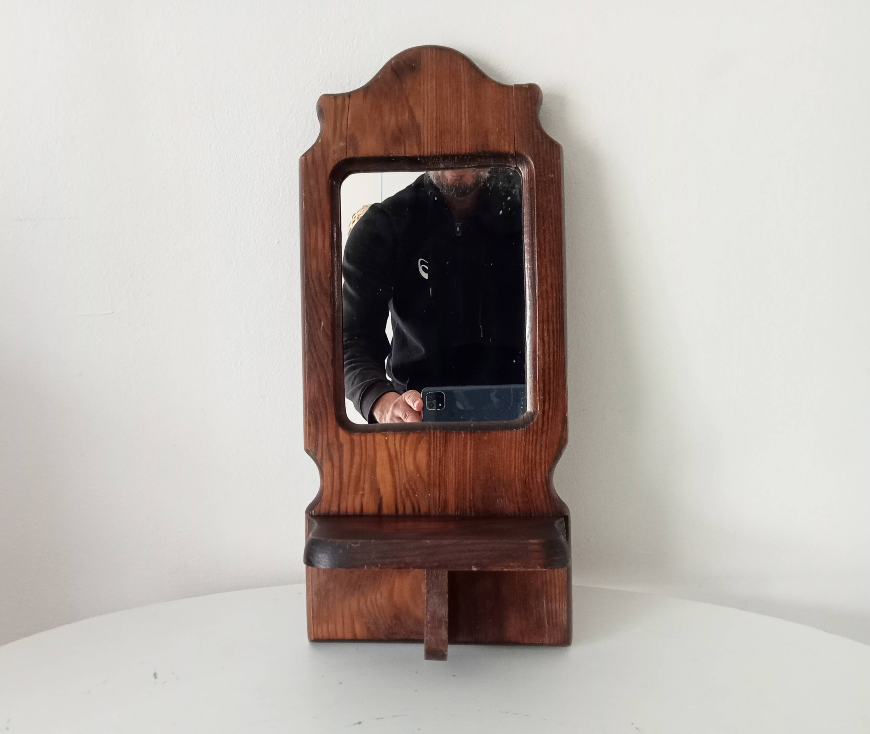 Vintage 60s/70s tablet mirror