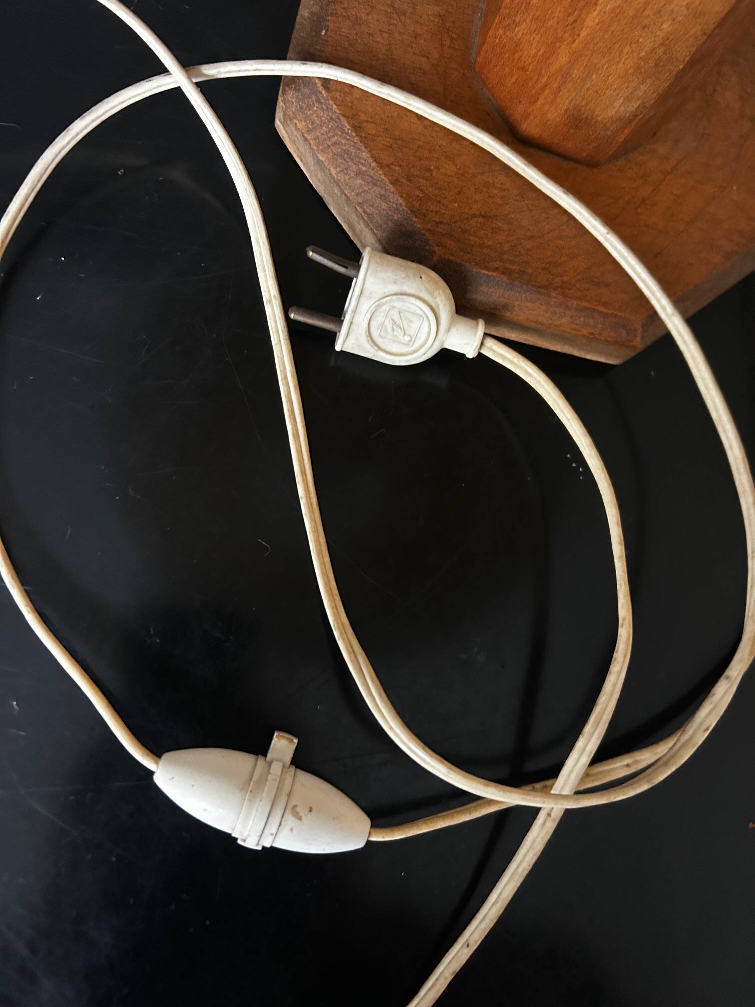 modernist lamp from the 30s/40s