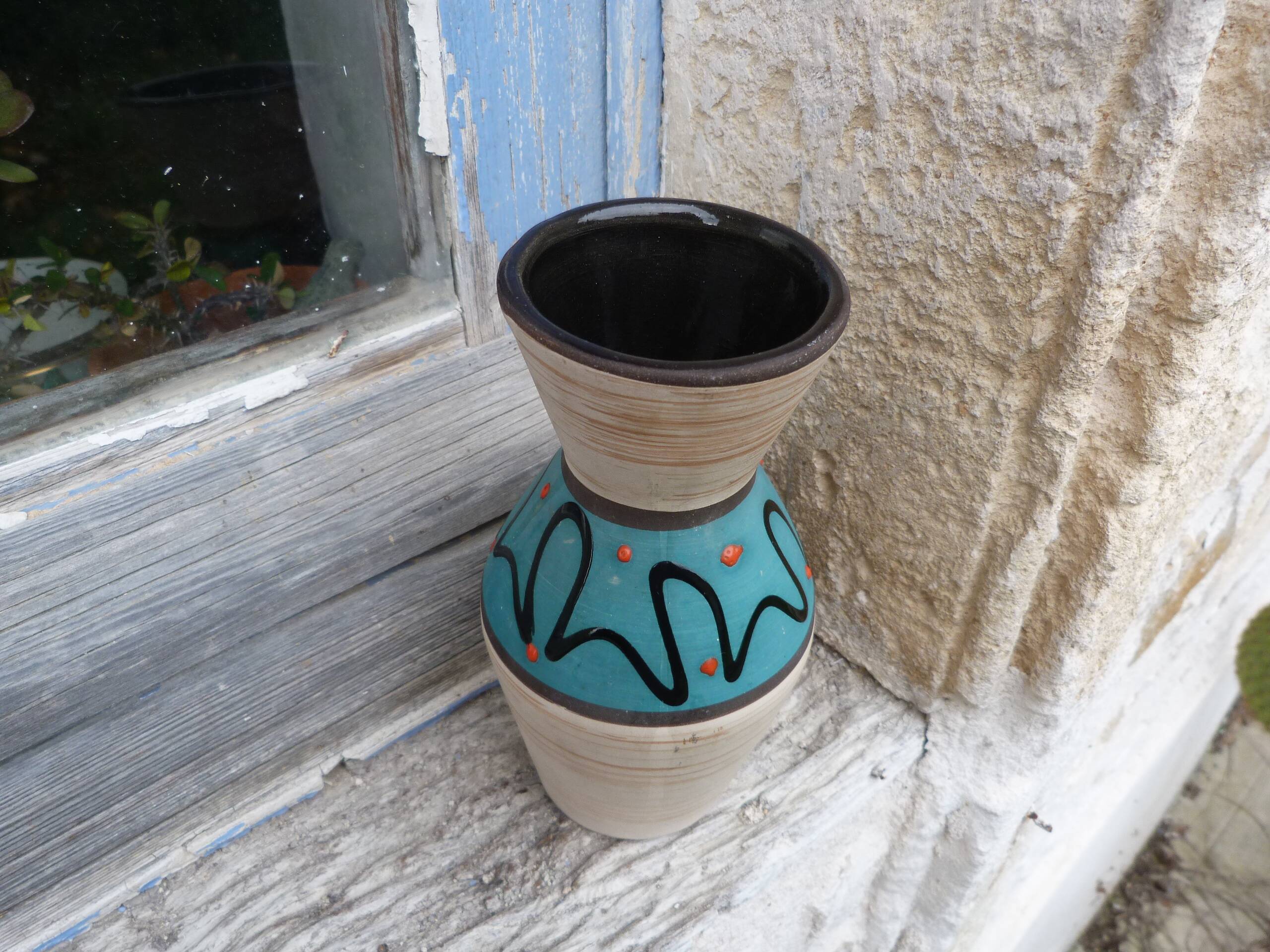 Vintage 1960s modernist ceramic vase