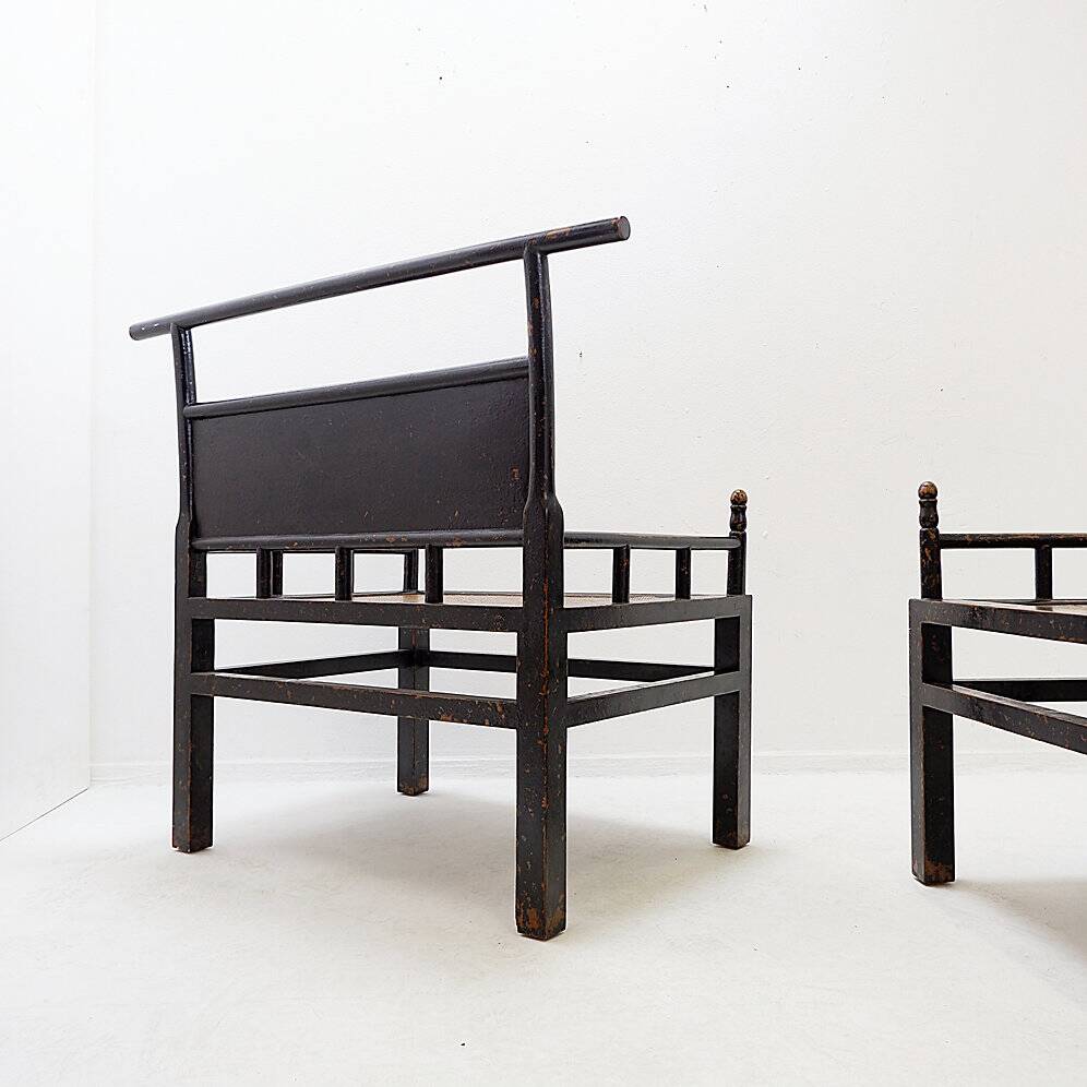 Pair of "meditation" chairs in lacquered wood and rattan - Japan, early 20th century