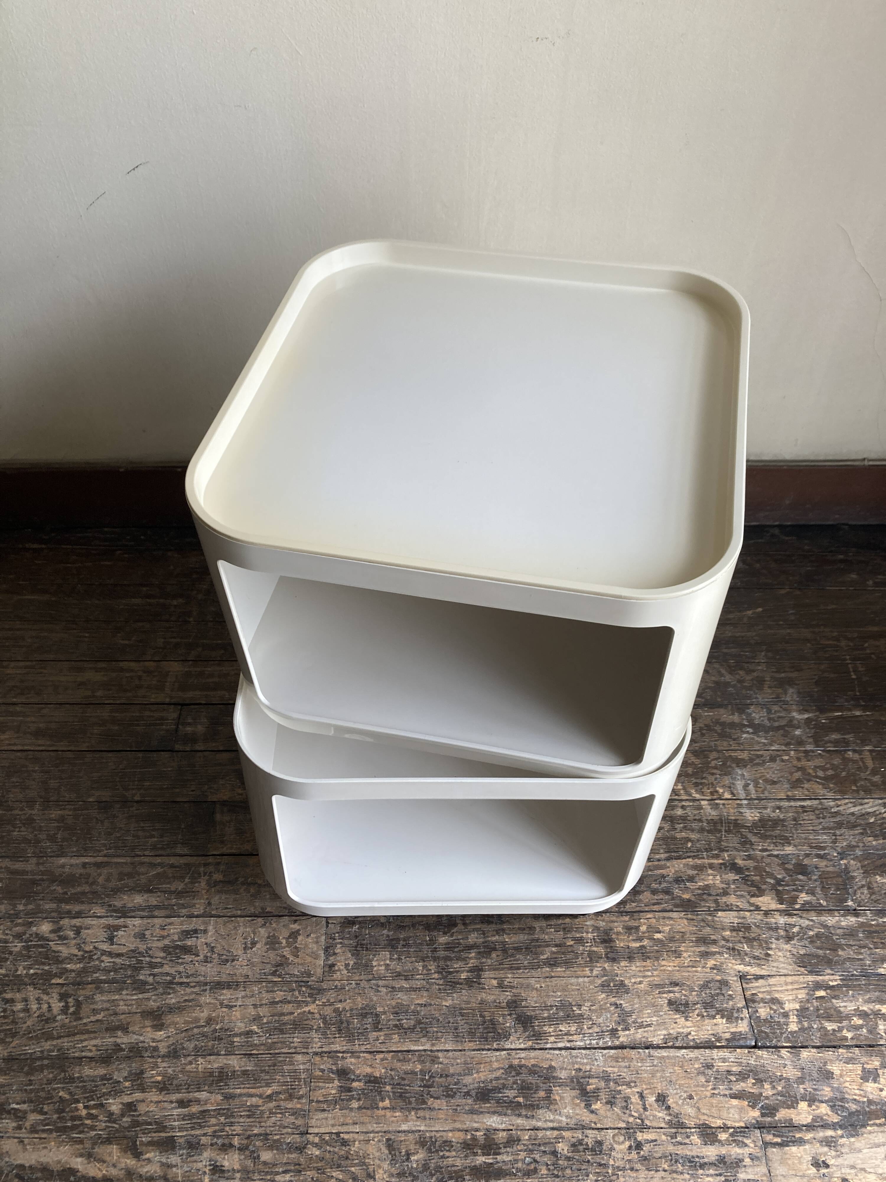 Componibili Caisson 4970 Castelli for Kartell 1969 white Space Aage 1969
