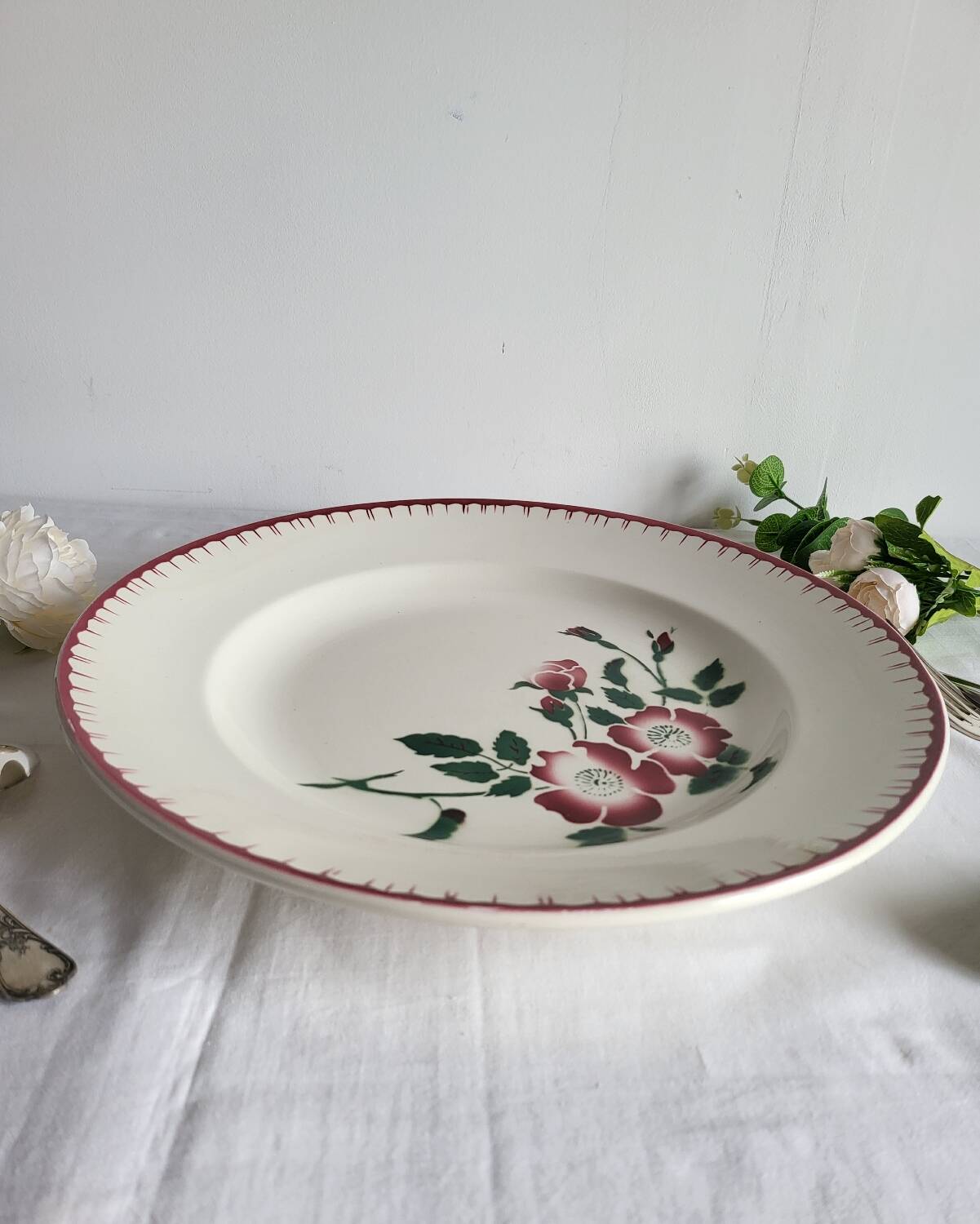 Large round serving platter sarreguemines, epernay model