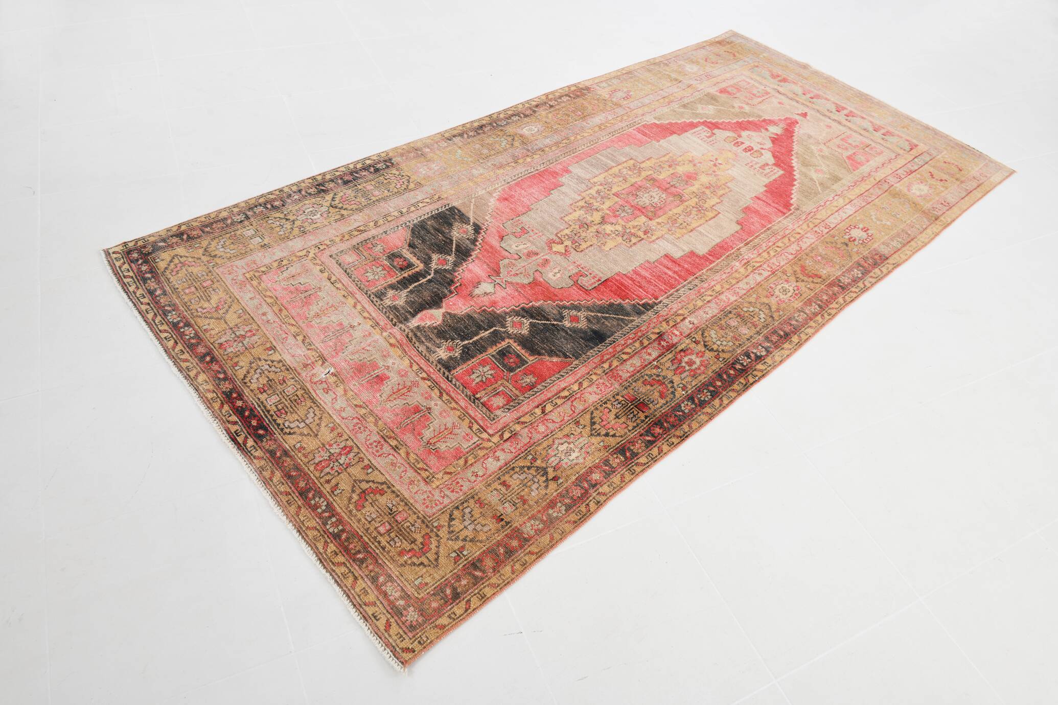 5x9 Red Brown Classic Turkish Rug, 145x300Cm