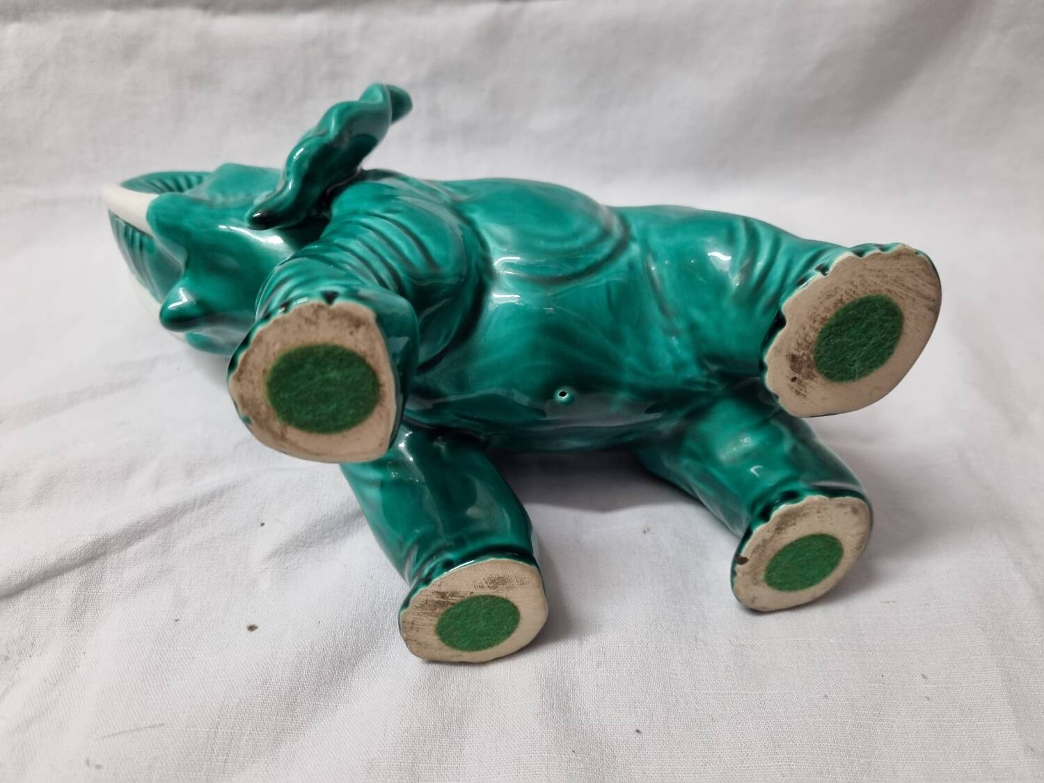 Enamelled ceramic elephant from 1950, St Clément