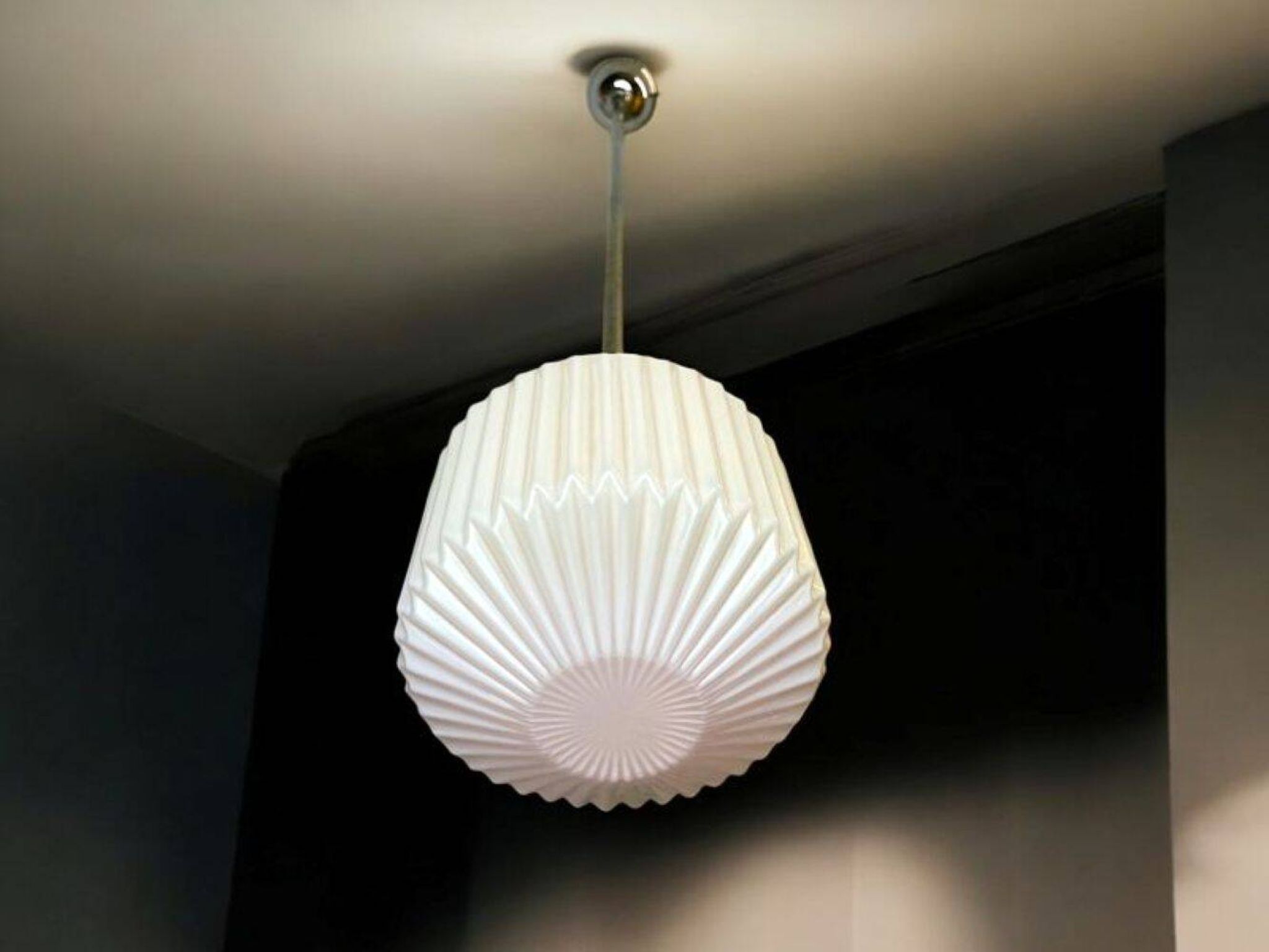 Pink Art Deco glass hanging lamp