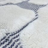 Moroccan Berber Beni Ouarain rug, ecru and black, 2.90x1.97m