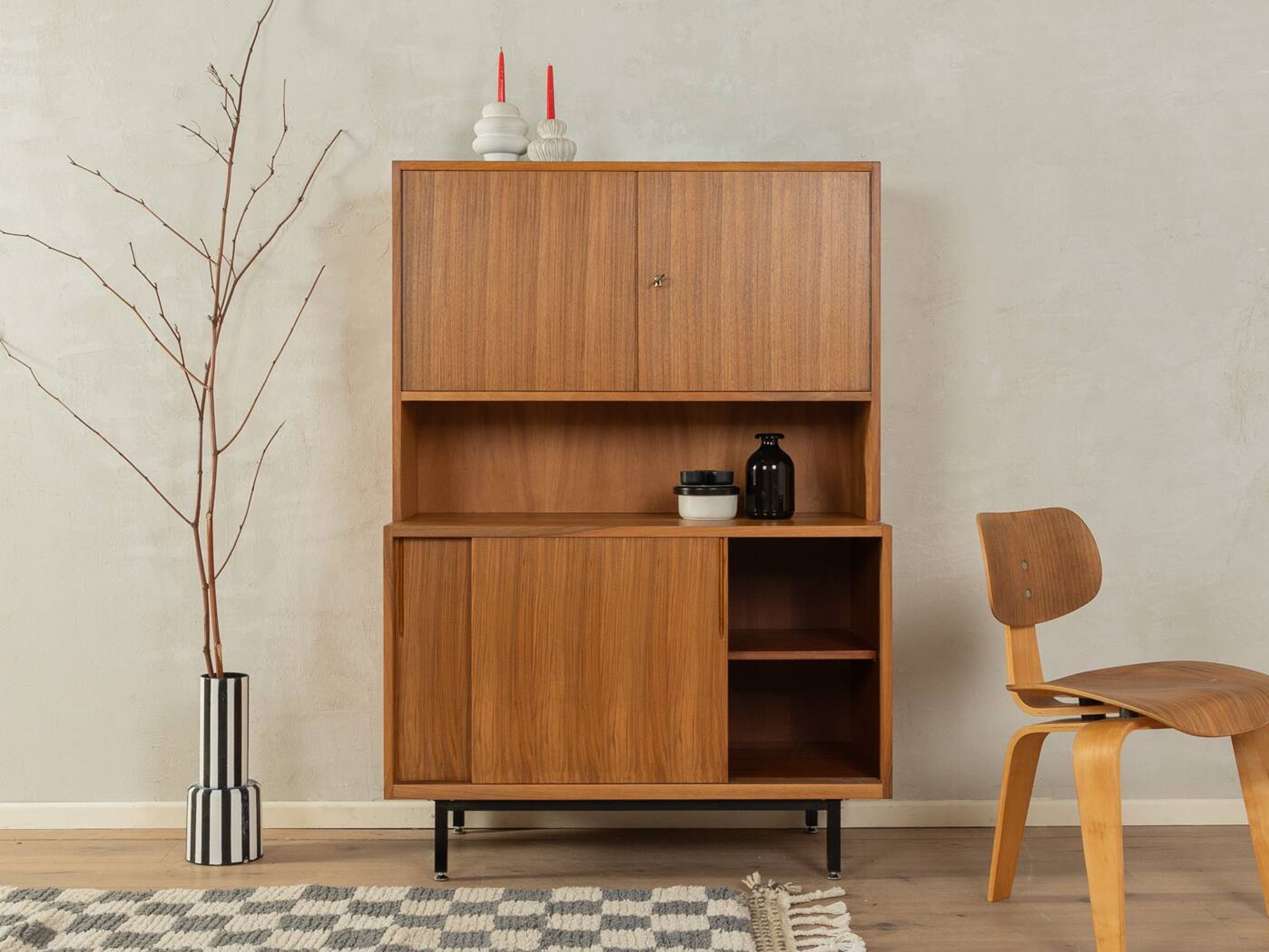 50s Dresser with ledge