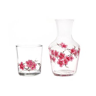 Carafe et gobelet en fleurs de cerisier