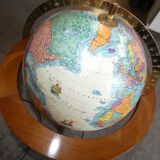 Mappemonde taride  sur socle bois 3 pieds lumineuse