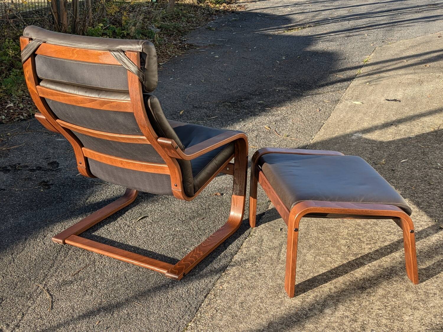 Ikea Vintage "Poang" Leather Relaxation Lounge Chair Brown