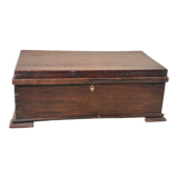 Coffre ancien en bois exotique du Ghana