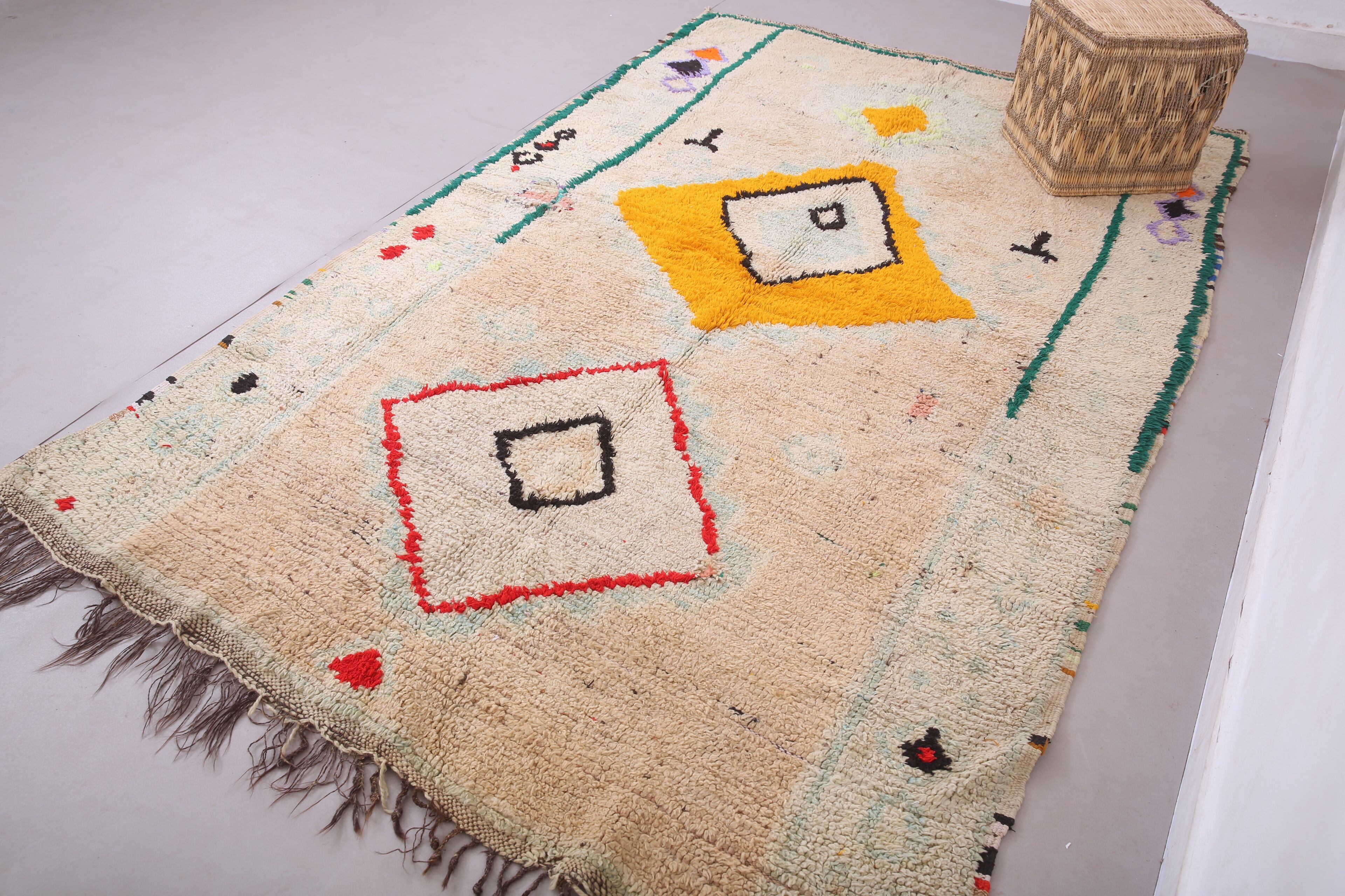 Vintage Moroccan Rug 172 x 275 cm - Berber rug Handmade - Bohemian Wool Rug