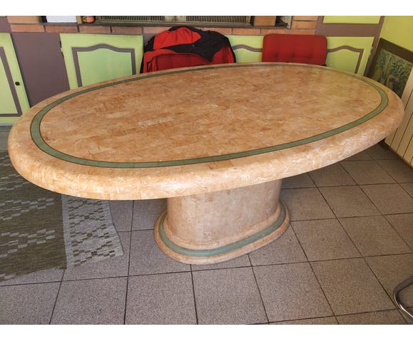 Ovoid table in pink and green travertine, circa 1975