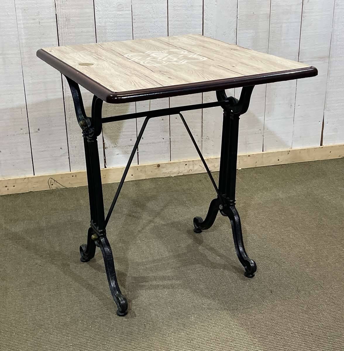 Bistro table with cast iron base - modern design