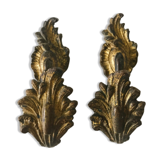 Ancient metal patères
