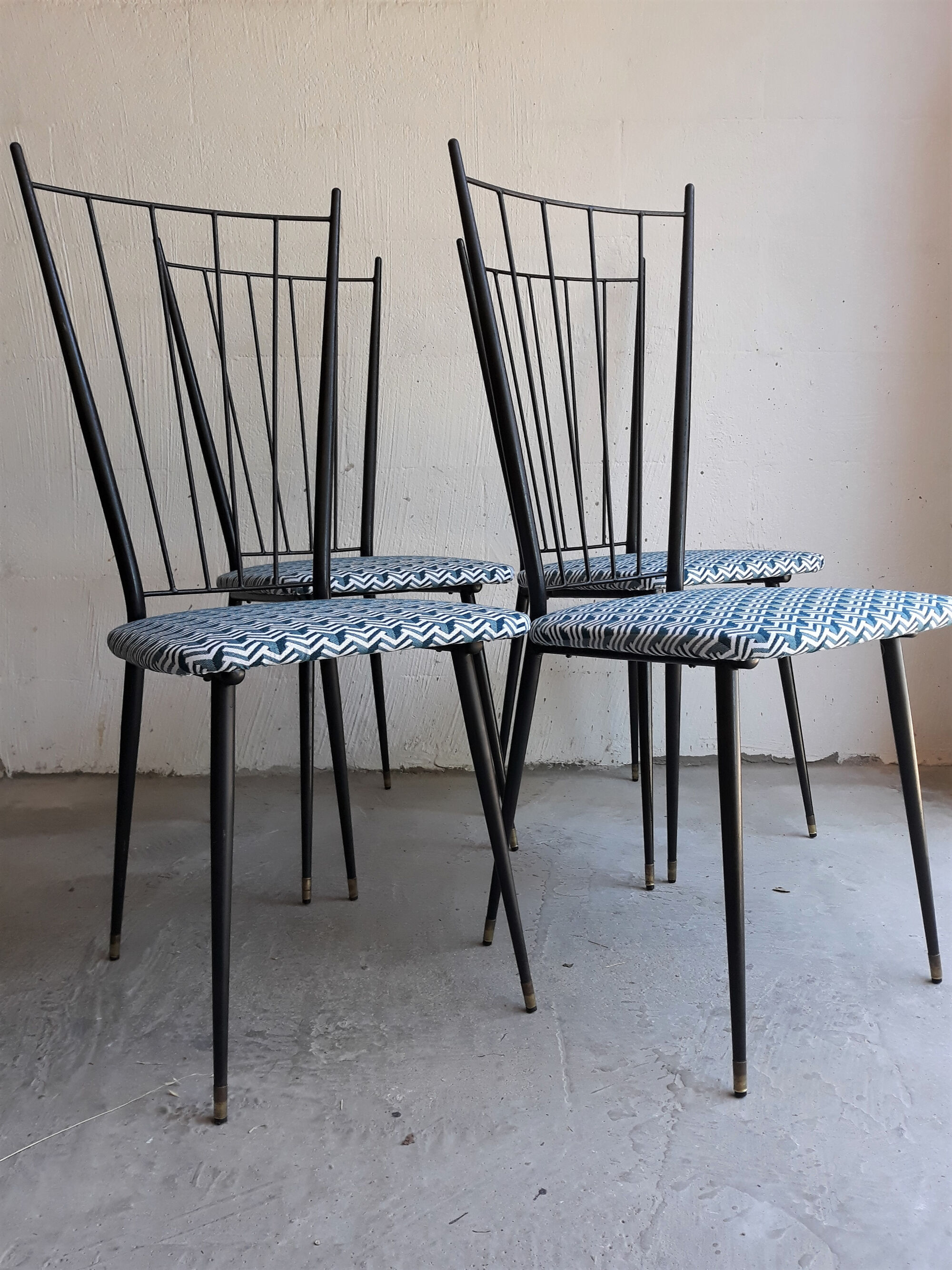 Suite de 4 chaises 1950 design Colette Gueden