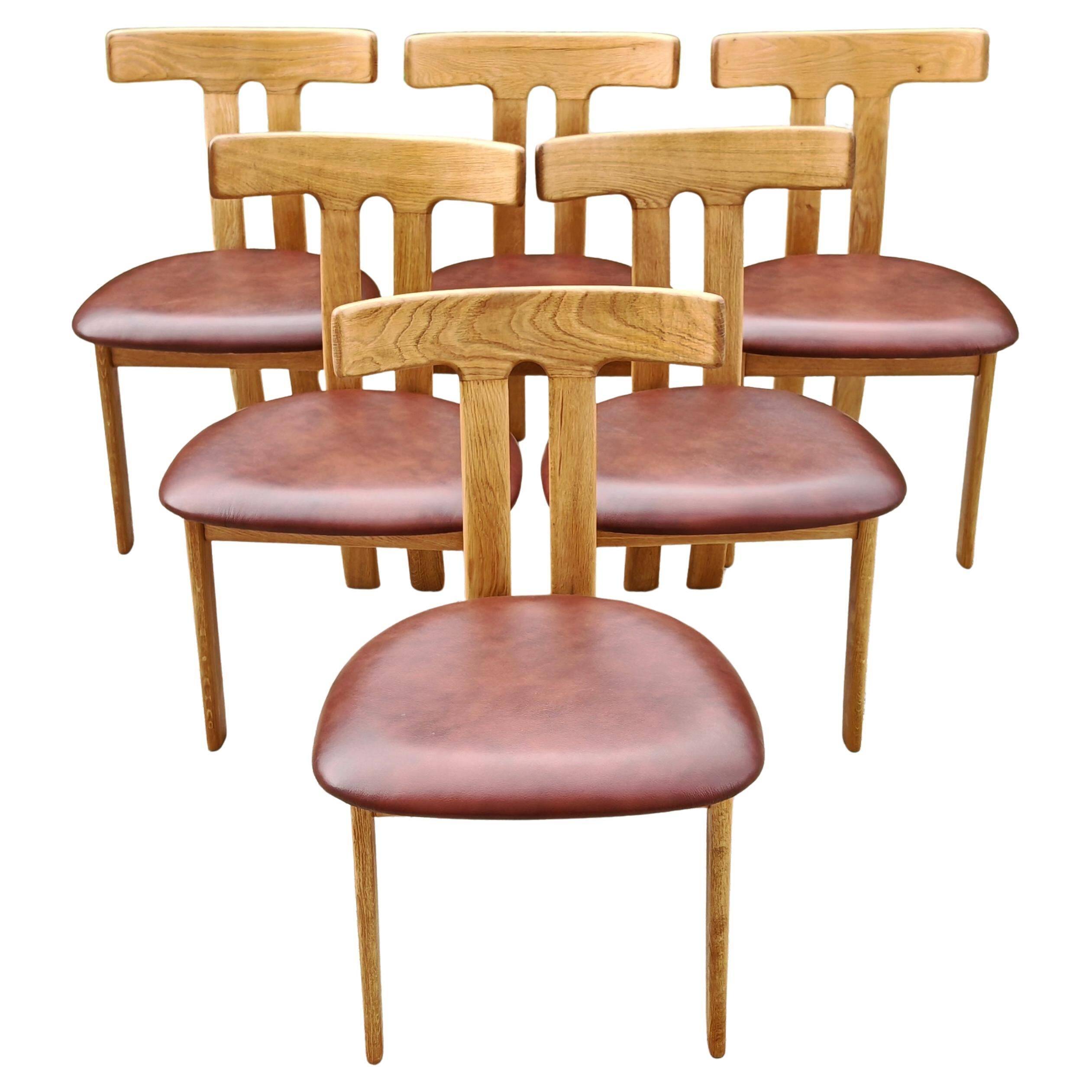 Set of 6 T chairs by Ole Wanscher for Carl Hansen from the 1960s.
