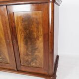 Mahogany standing cabinet