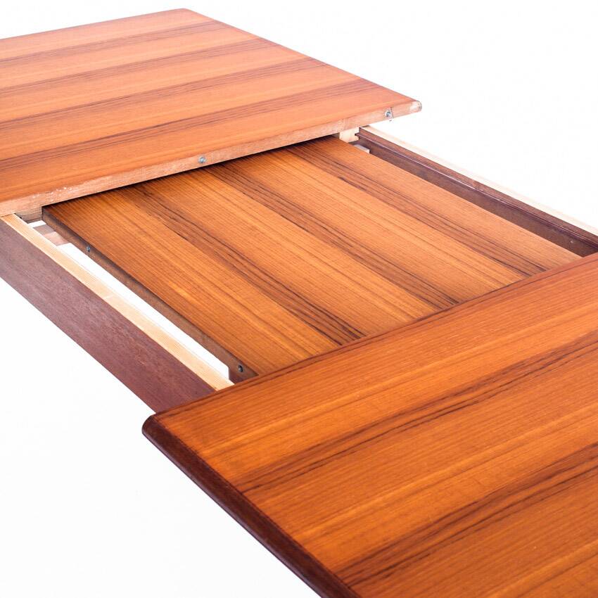 Vintage Scandinavian style table with central extension. Teak wood. France, 1960s