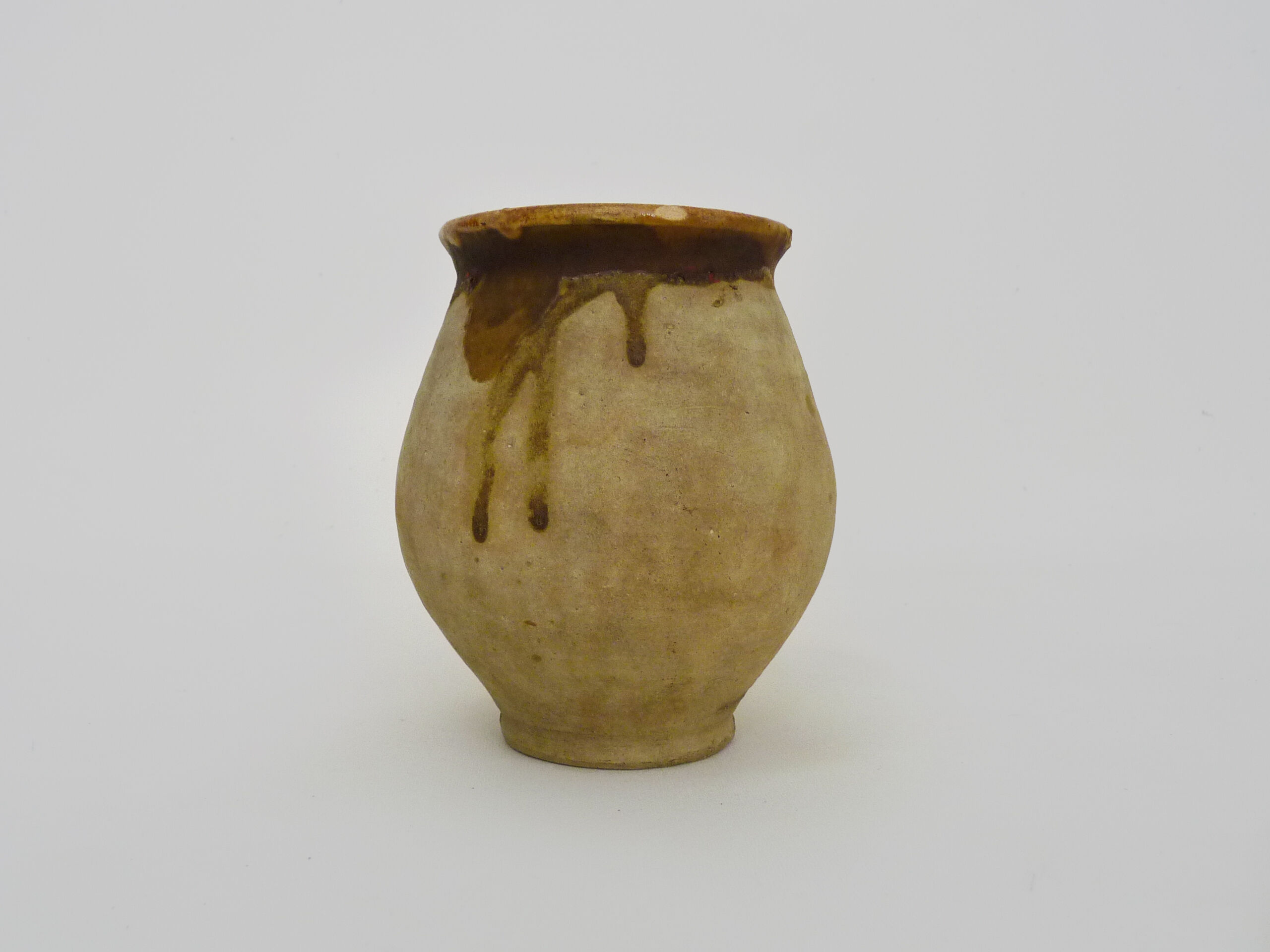 Pot in glazed beige brown terracotta, southwest of the France