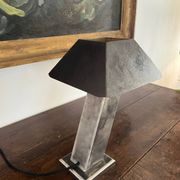 Lampe de bureau en acier