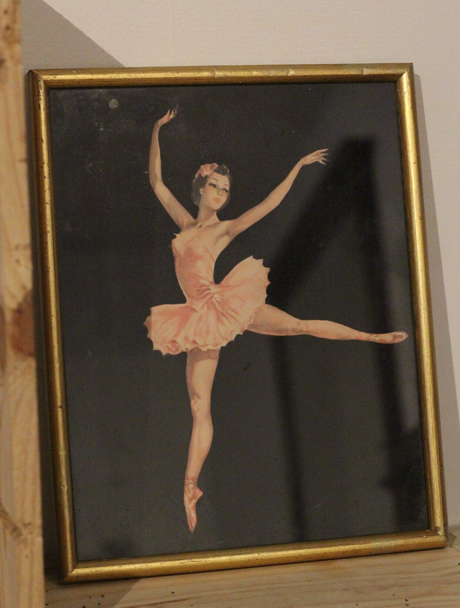 Two ballerinas, silhouettes of dancers, collages vintage under gold frame