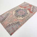 Oriental rug 118x238cm