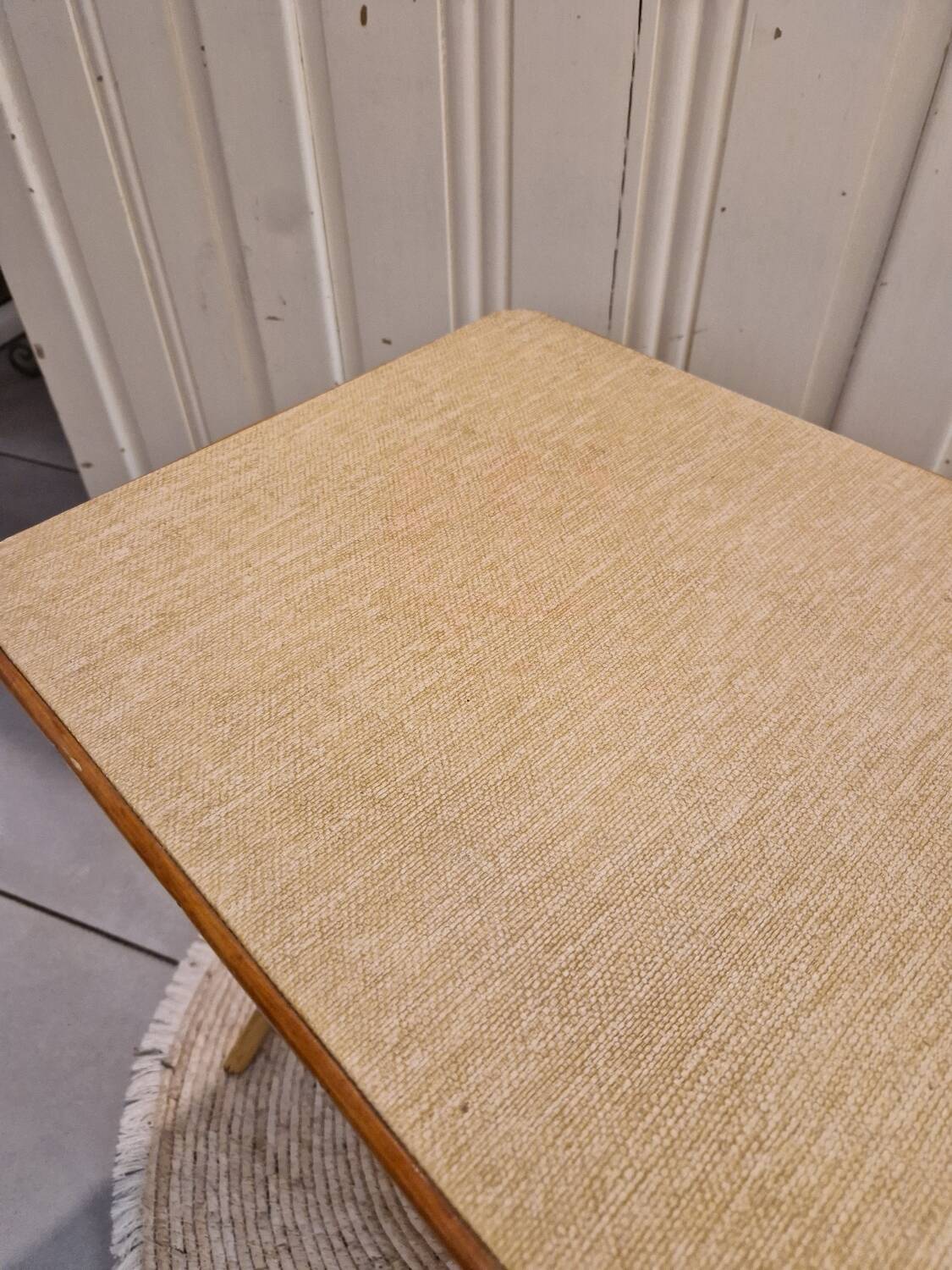 Rattan side table * Magazine rack