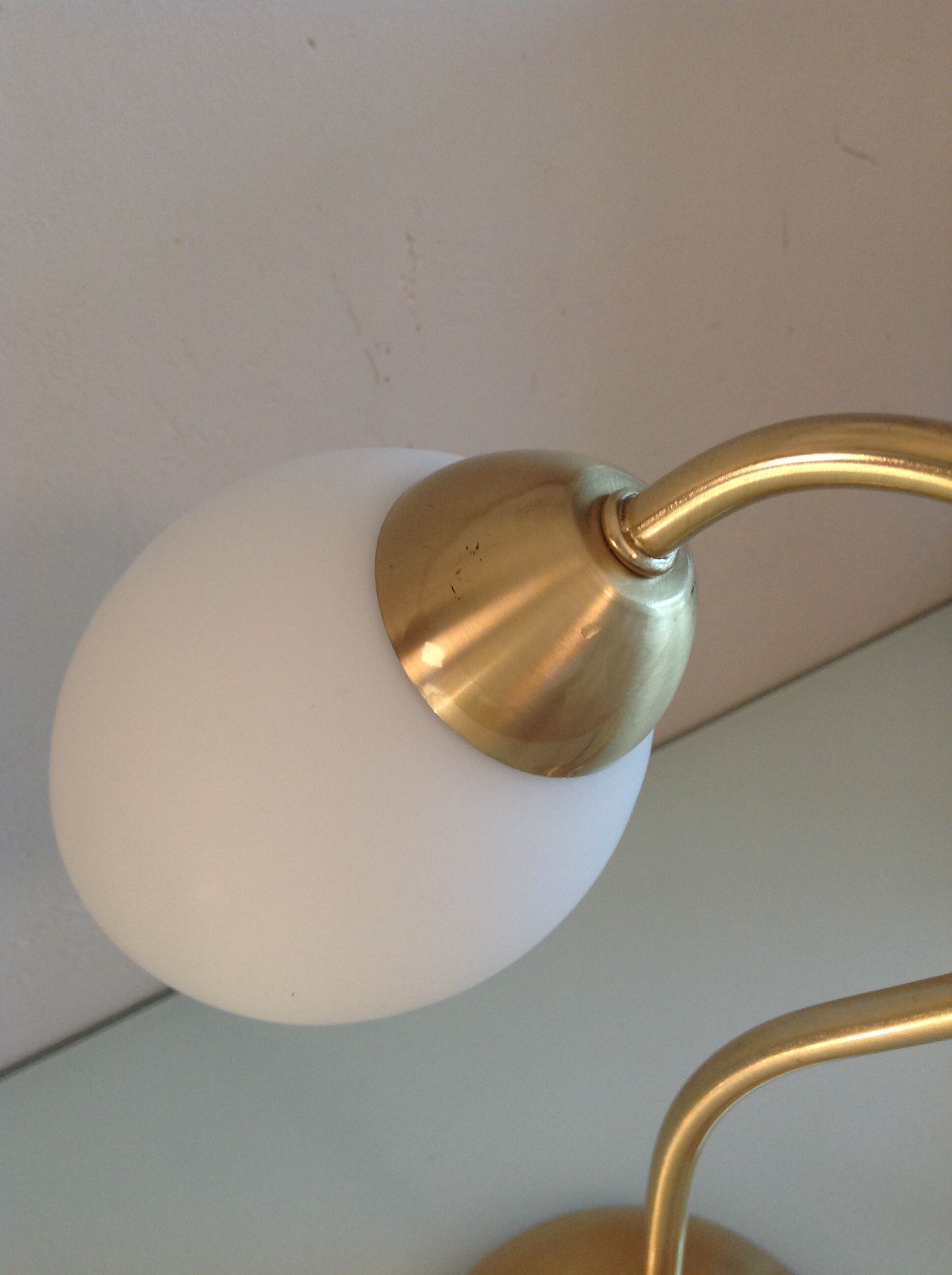 Bedside lamp in brass and opaline white vintage 70s