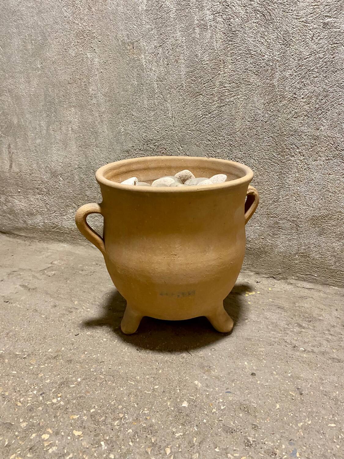 Terracotta jar/pot