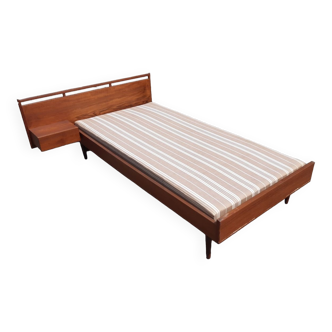 Scandinavian bed