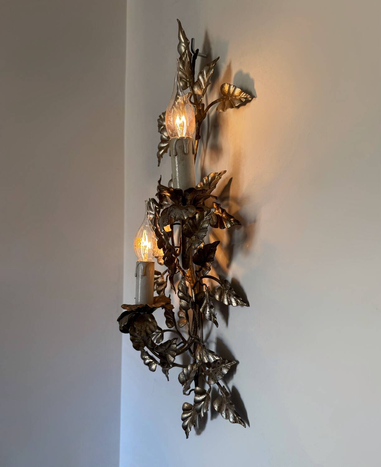 Florentine foliage applique from the 1960s.