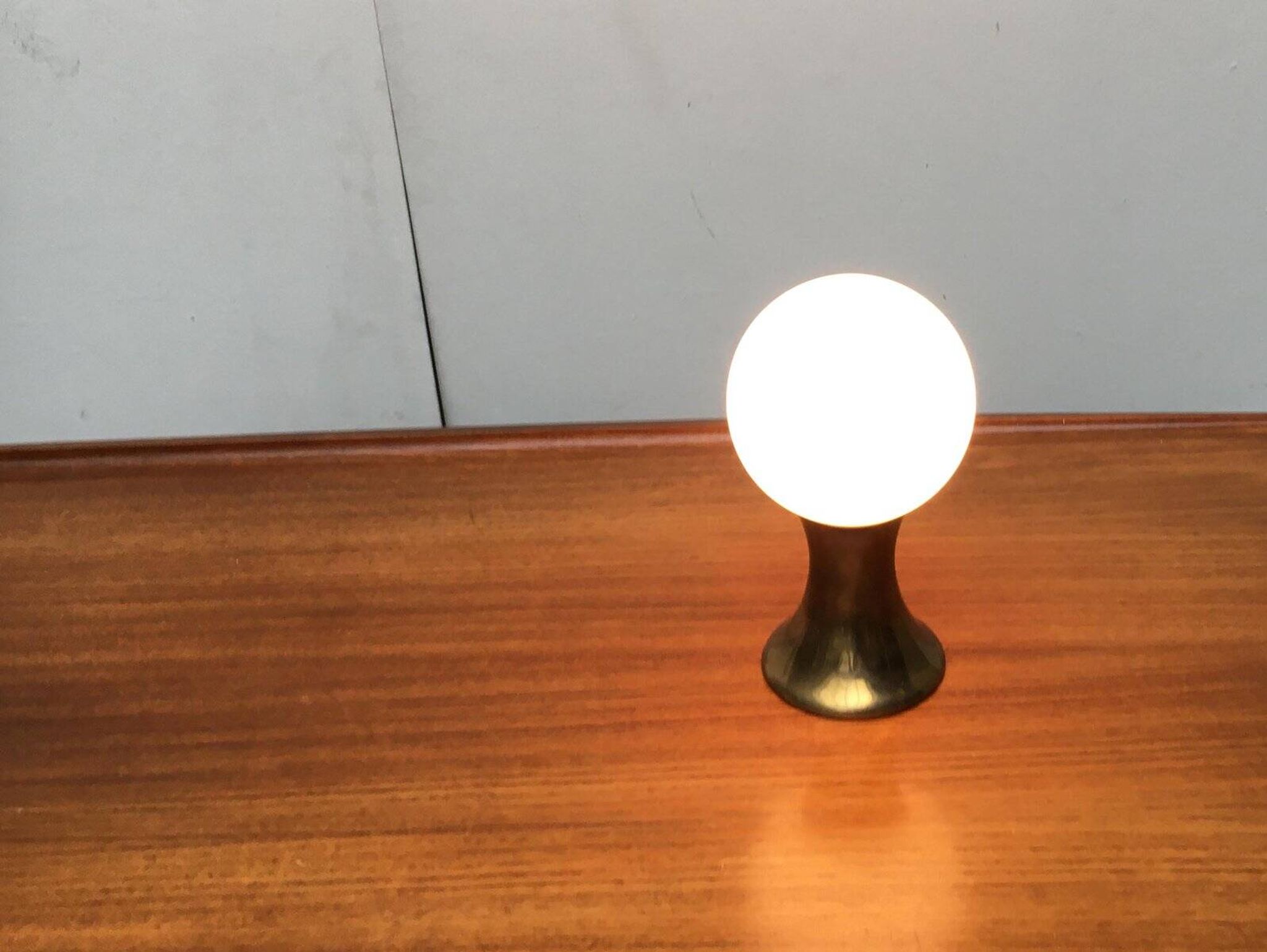Lampe de table milieu du siècle
