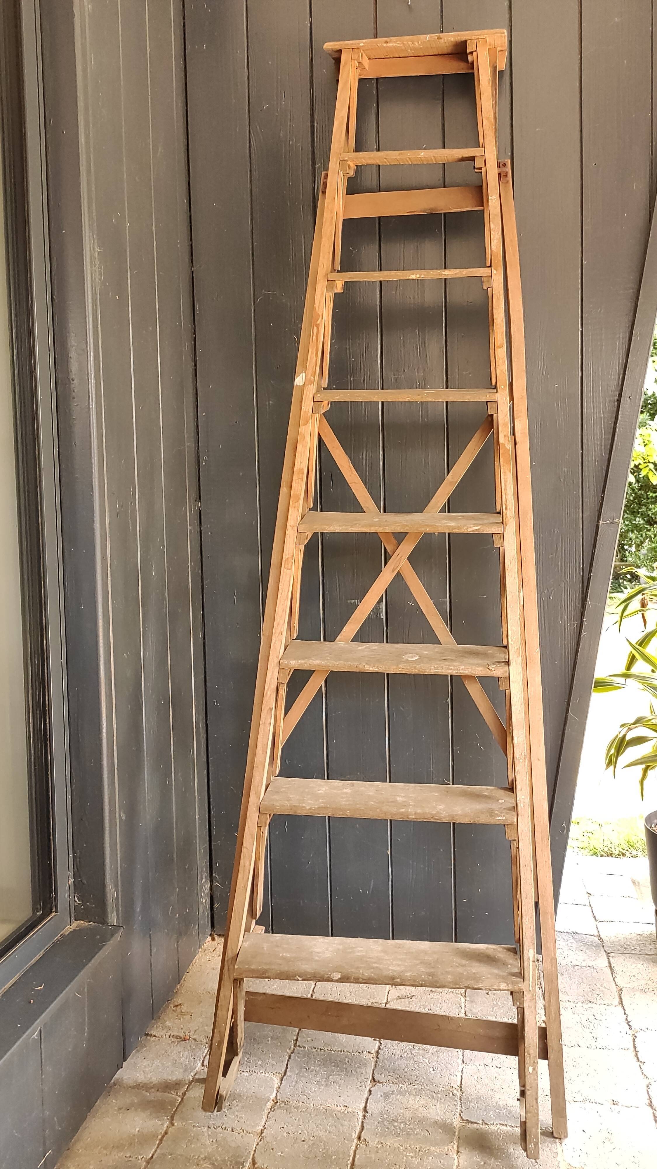 Escabeau bois