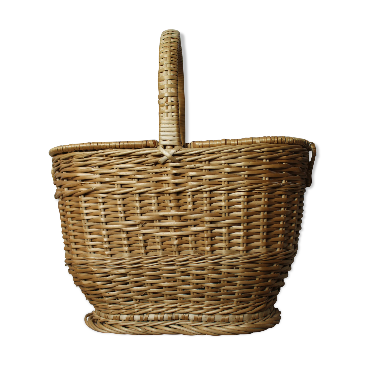 Large picnic basket for bottles