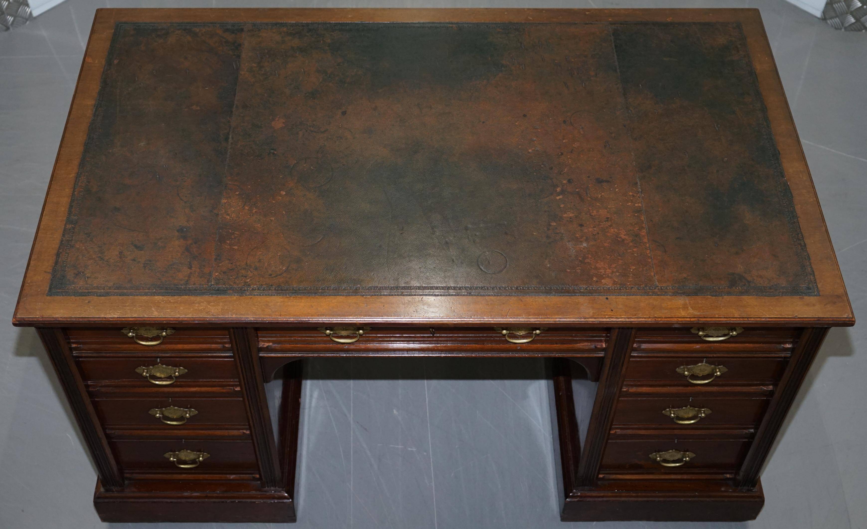 Rare bureau partenaires double caisson Hampton & Son Pall Mall bois dur