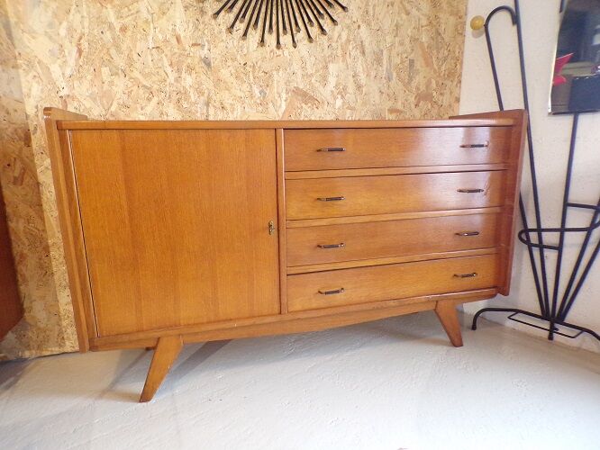 Buffet year 50 vintage