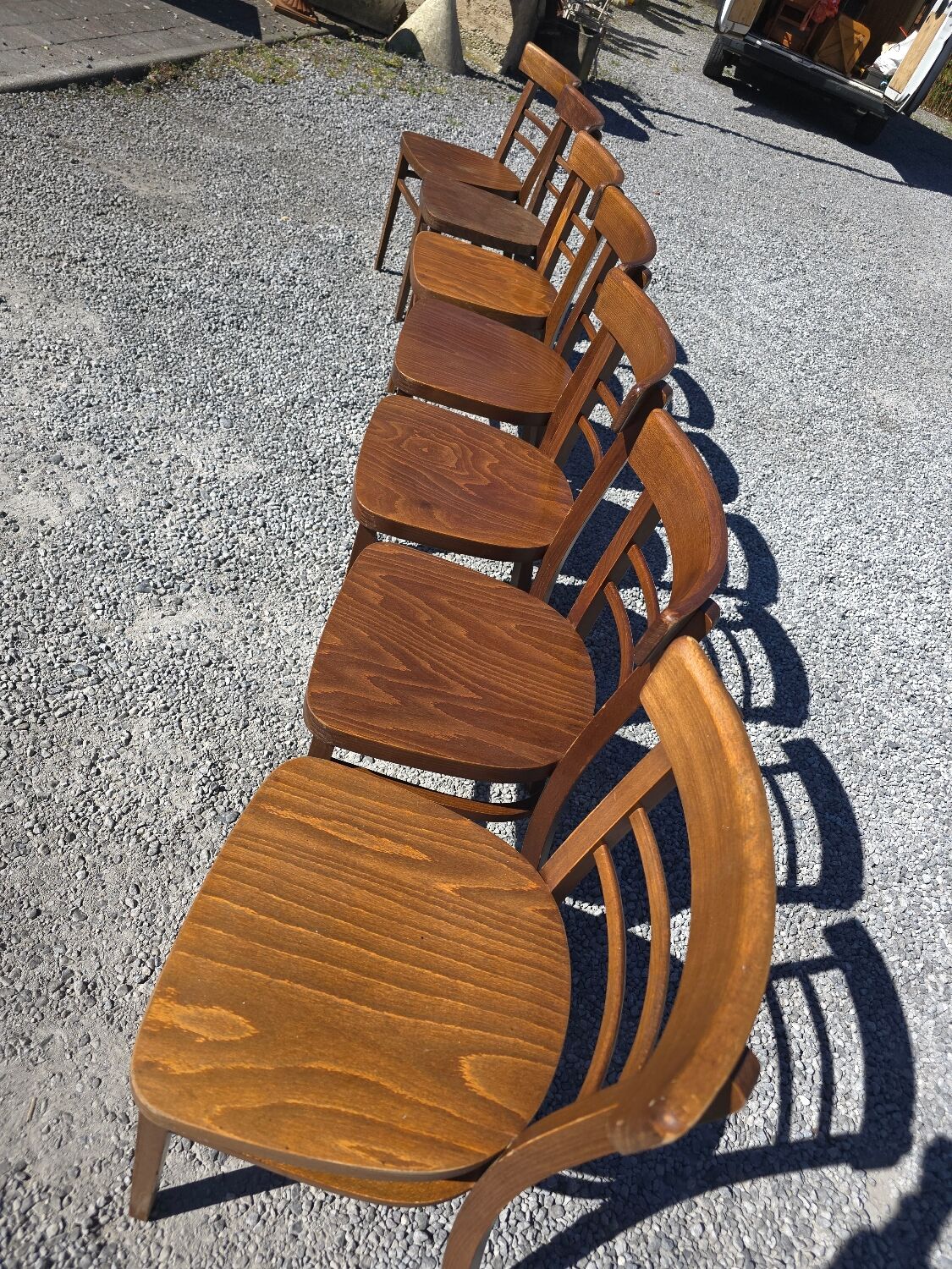 7 chaises de bistrot en bois courbé Baumann
