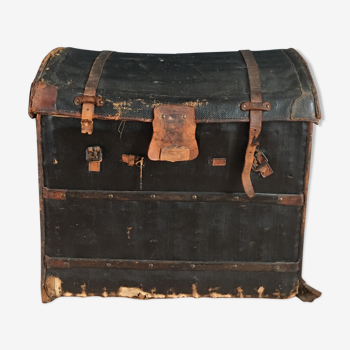 Trunk of diligence "Moynat"-nineteenth