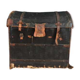 Trunk of diligence "Moynat"-nineteenth