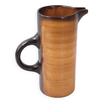 Vintage pitcher 1970