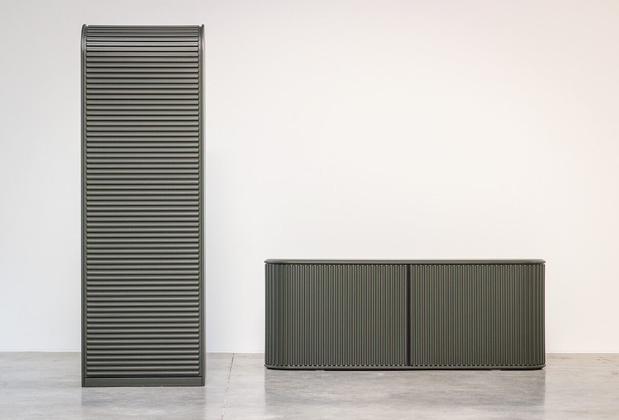 Dressoir post modernist Aldo van den Nieuwelaar for Pastoe 1970