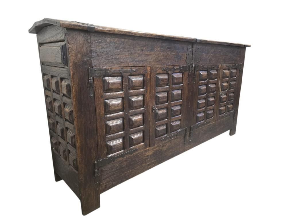 Brutalist vintage Spanish sideboard / sideboard / cabinet