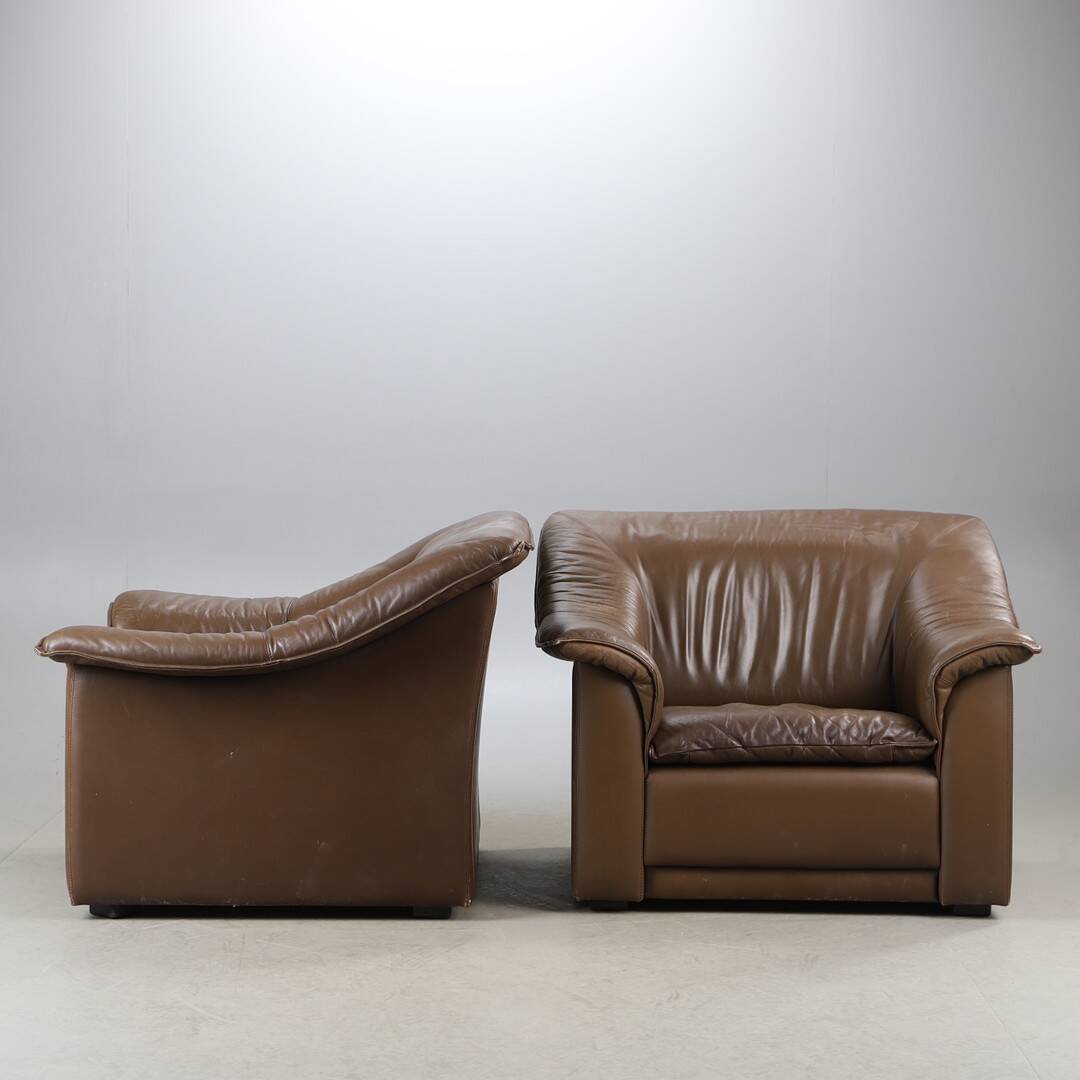Vintage Pair of Brown Leather Lounge Armchairs — Second Half of the 20th