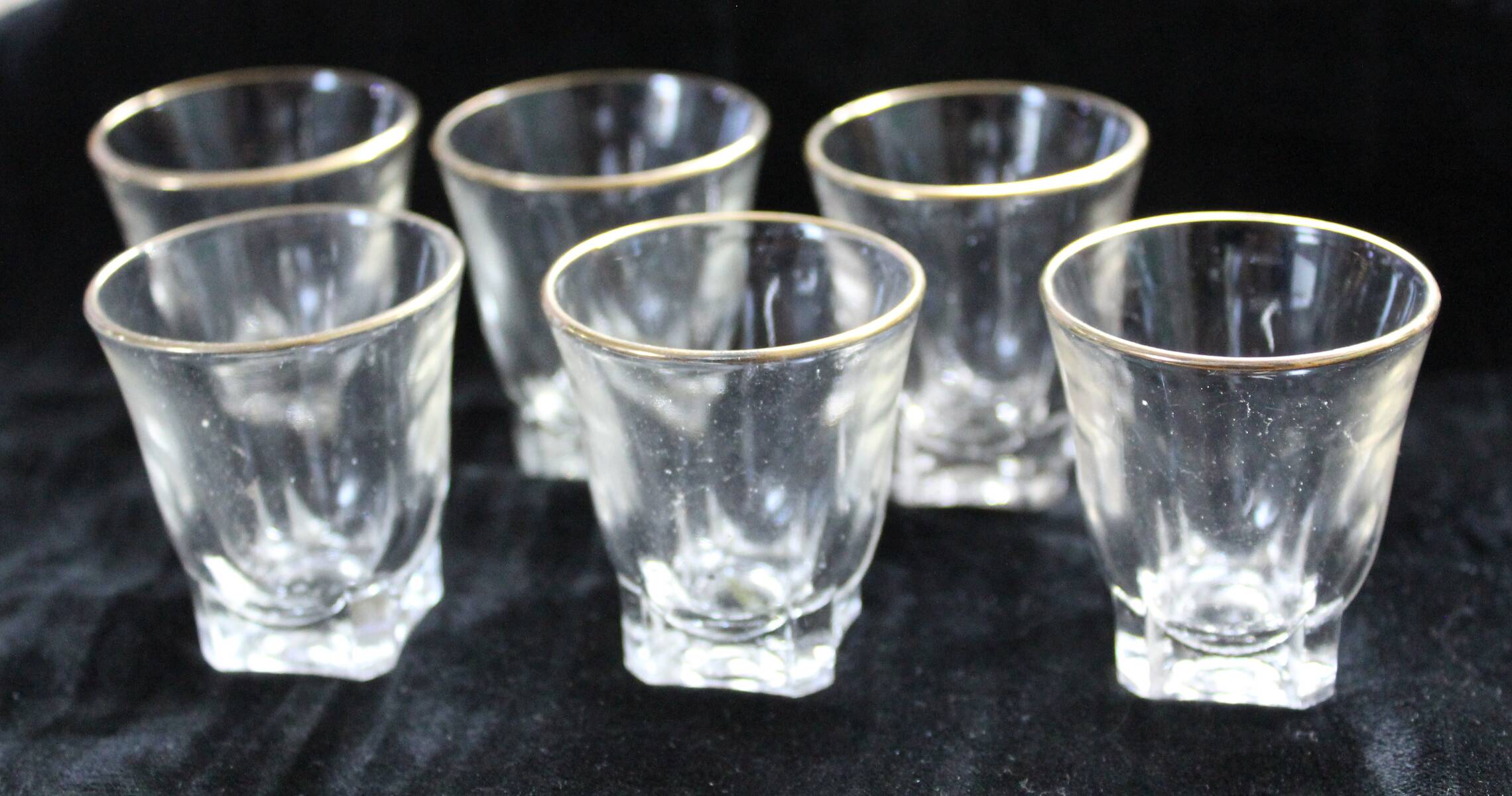 Set of 6 liqueur glasses with golden threads - Art Deco 1940 certified