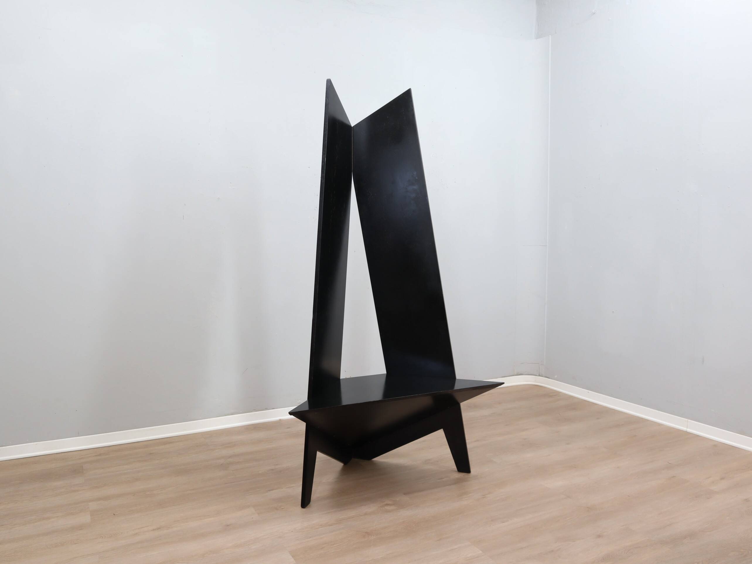 Postmodern High-Back chair Studio Alchimia & Memphis style 1980s
