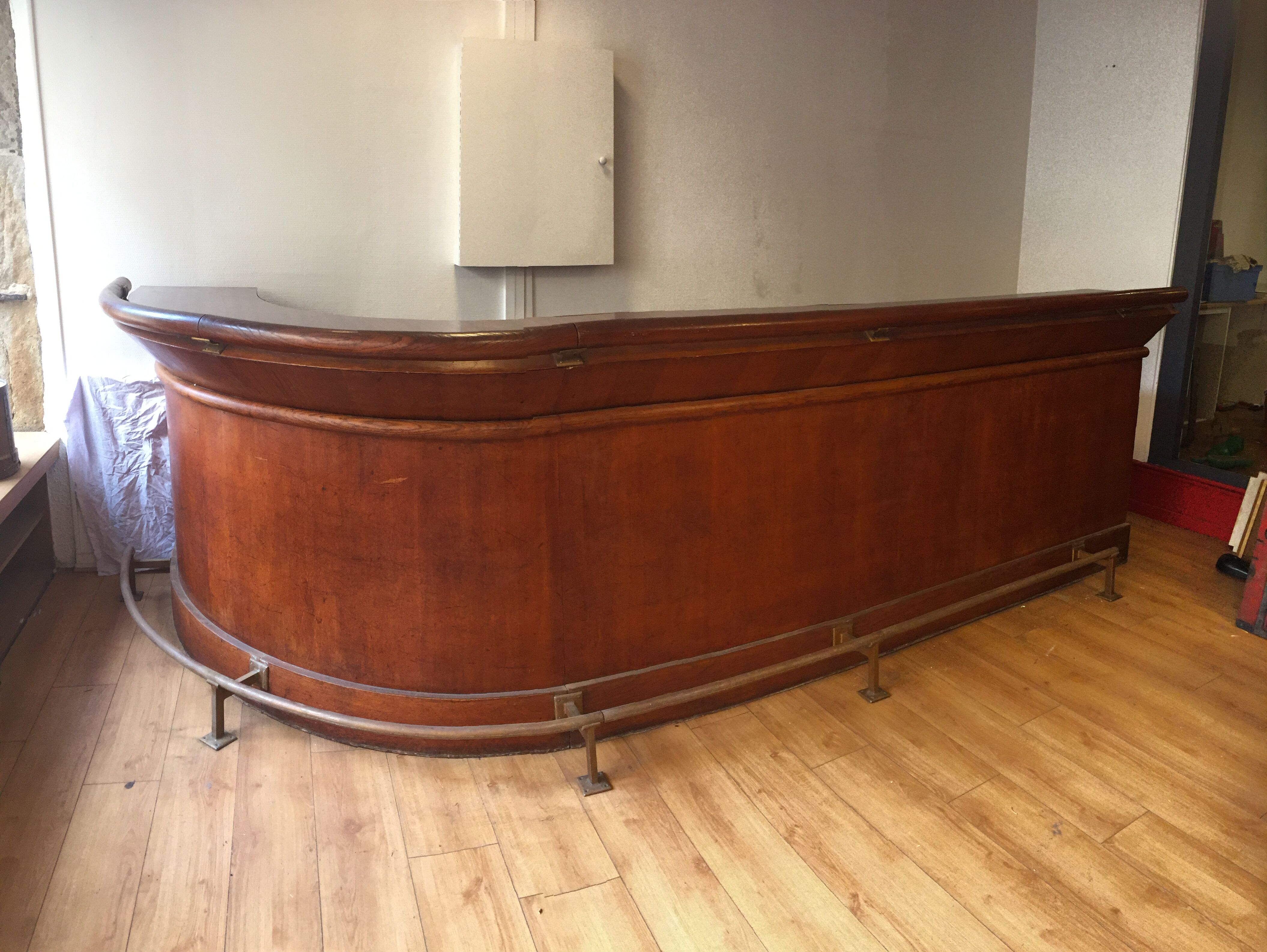 50s bar counter
