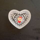 Small crystal and heart-shaped tidy